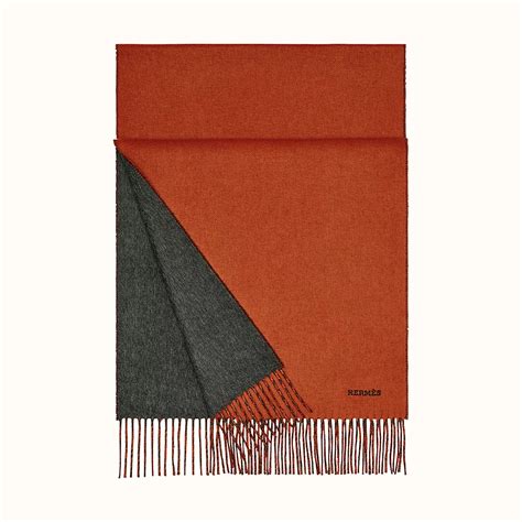 hermes sciarpa scacchi|Sciarpe, foulard e scialli da donna HERMÈS in cashmere.